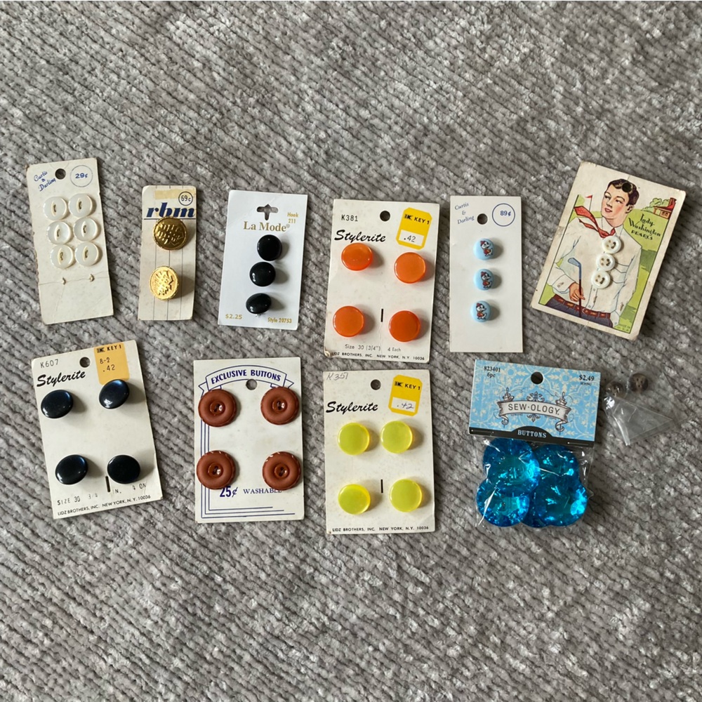 Vintage Button Lot on Cards Mixed Colors Sizes Novelty Sewing Craft Decor